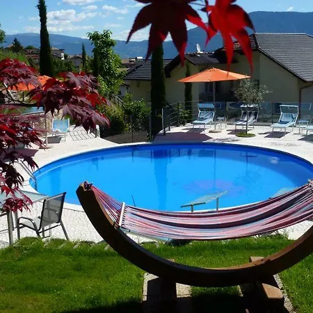 Zum Schwarzen Kus Farm stay *